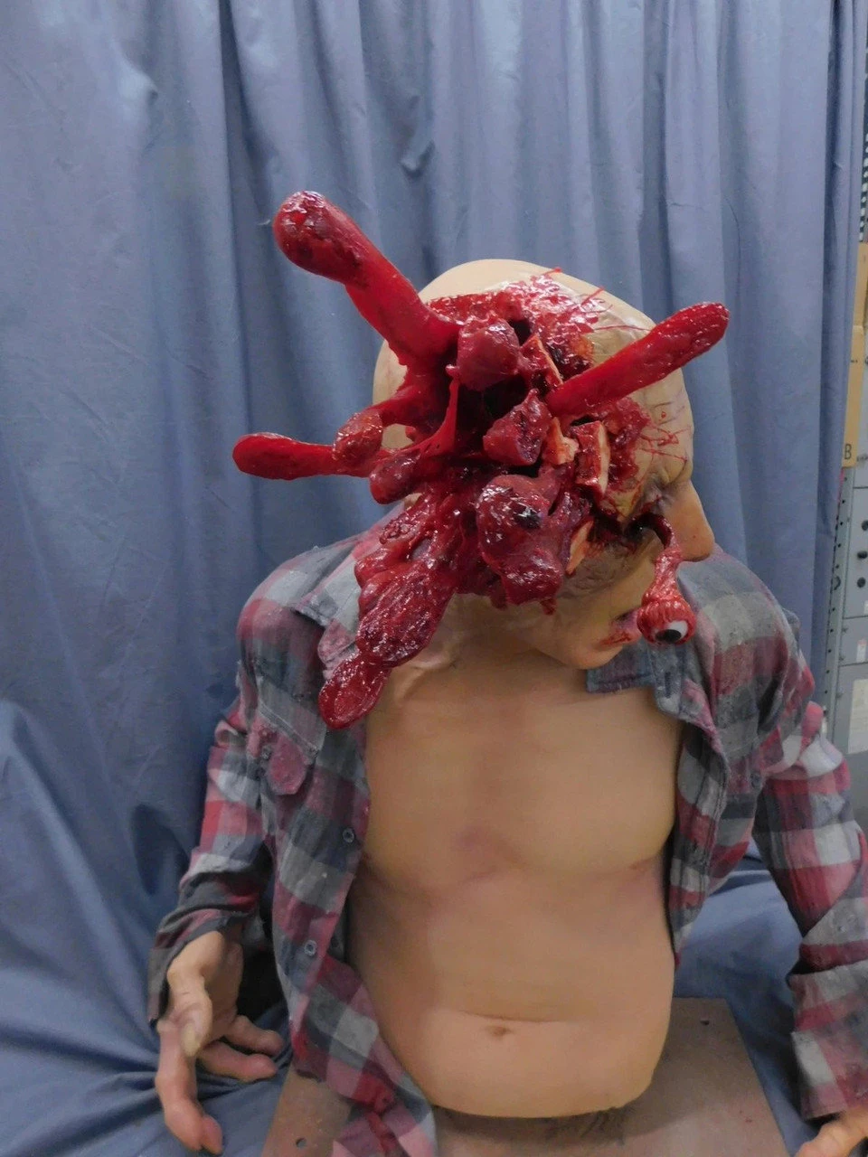 Exploding Head Floyd Prop 5 Exploding Head Floyd Prop - Image 5