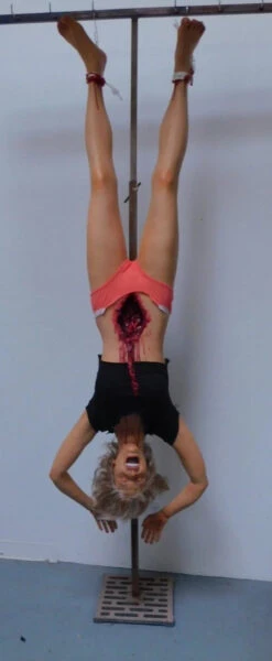 Dura Hanging Gutted Agatha -Halloween Props Store 60a069 2c3c50d682cb4c4fbe0a2a91e5733a68mv2