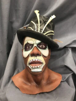 Richard Voodoo Glow Head -Halloween Props Store 60a069 3c3fcea83adc41d7bdf48e1c022ad8c2mv2