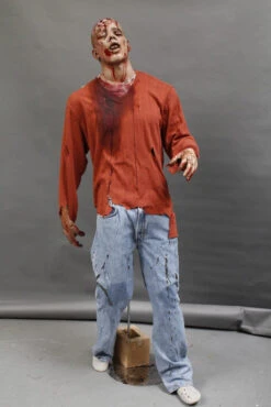 Busted Zombie Oscar 7 Busted Zombie Oscar -Halloween Props Store 60a069 7e047717b02e4df0859ed5c68d37a6ccmv2