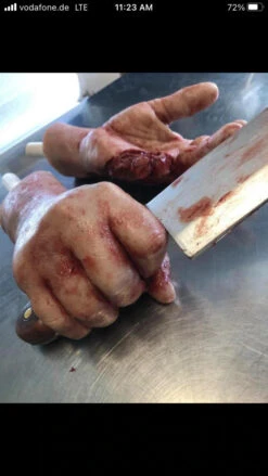 Pair Of Hands With Knife -Halloween Props Store 60a069 f500c88790b94917bd589b0e12fdce00mv2