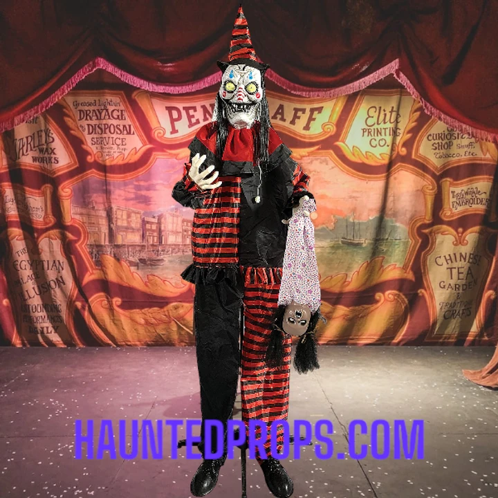 Standing Shaking Clown 1 Standing Shaking Clown