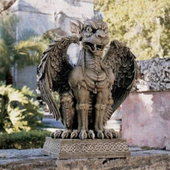 Saint Ambrose Gate Gargoyle Sentinel Statue: Boden -Halloween Props Store 82c588 7b6ac3c35e0946dcb43d59fa17c610b9mv2