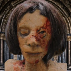 Putrid Holly Head Prop -Halloween Props Store 82c588 888cf8792cd7428bb102bb03420754b5mv2