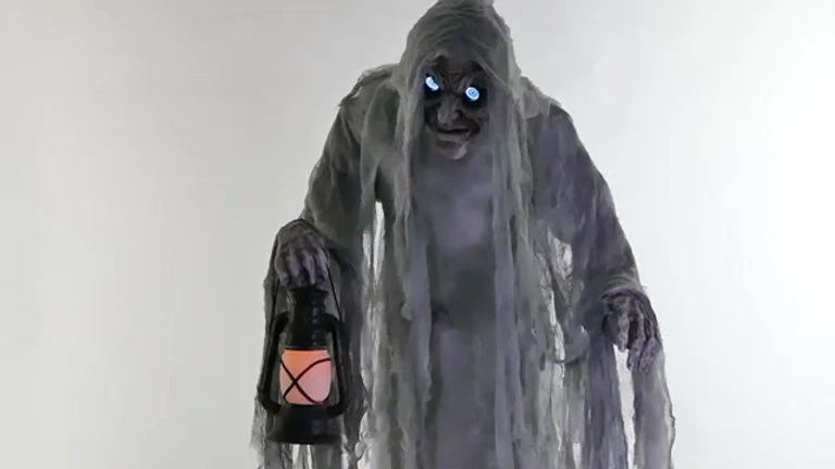 Wailing Phantom Animated Prop 1 Wailing Phantom Animated Prop