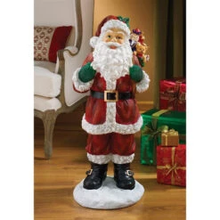 A Visit From Santa Claus Holiday Statue