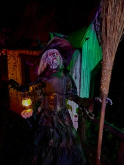 Thee Witch Static Prop