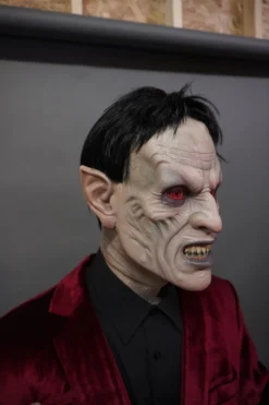 DELUXE MALICE VAMPIRE FIGURE -Halloween Props Store 82c588 f950f4777b9b46f699e741de60158731mv2